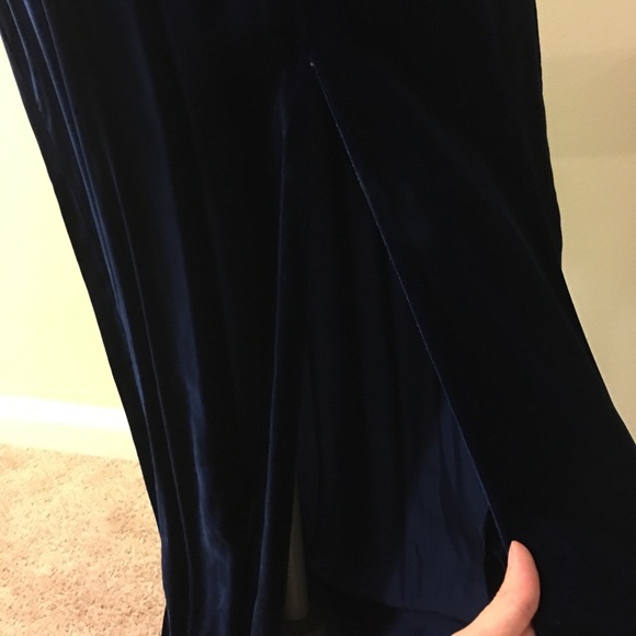 Vintage blue velvet cabaret gown - Picture 5 of 6